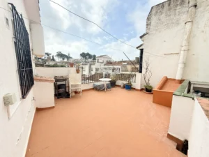 Terraza con potencial para reformar en pleno centro de Mijas Pueblo