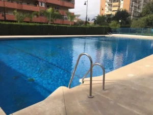 Piso reformado en venta en Los Boliches cerca de la playa
