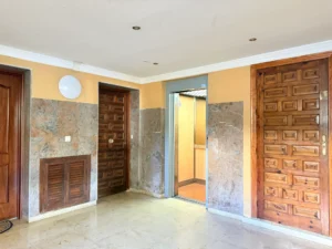 Piso de 3 dormitorios en Fuengirola con piscina y garaje