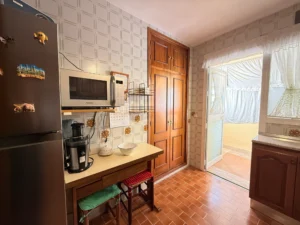 Piso de 3 dormitorios en Fuengirola con piscina y garaje
