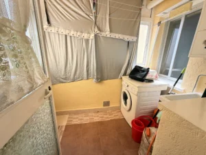Piso de 3 dormitorios en Fuengirola con piscina y garaje