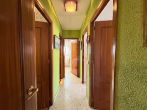 Piso de 3 dormitorios en Fuengirola con piscina y garaje