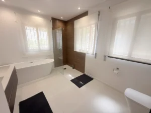 Baño chalet independiente en Mijas